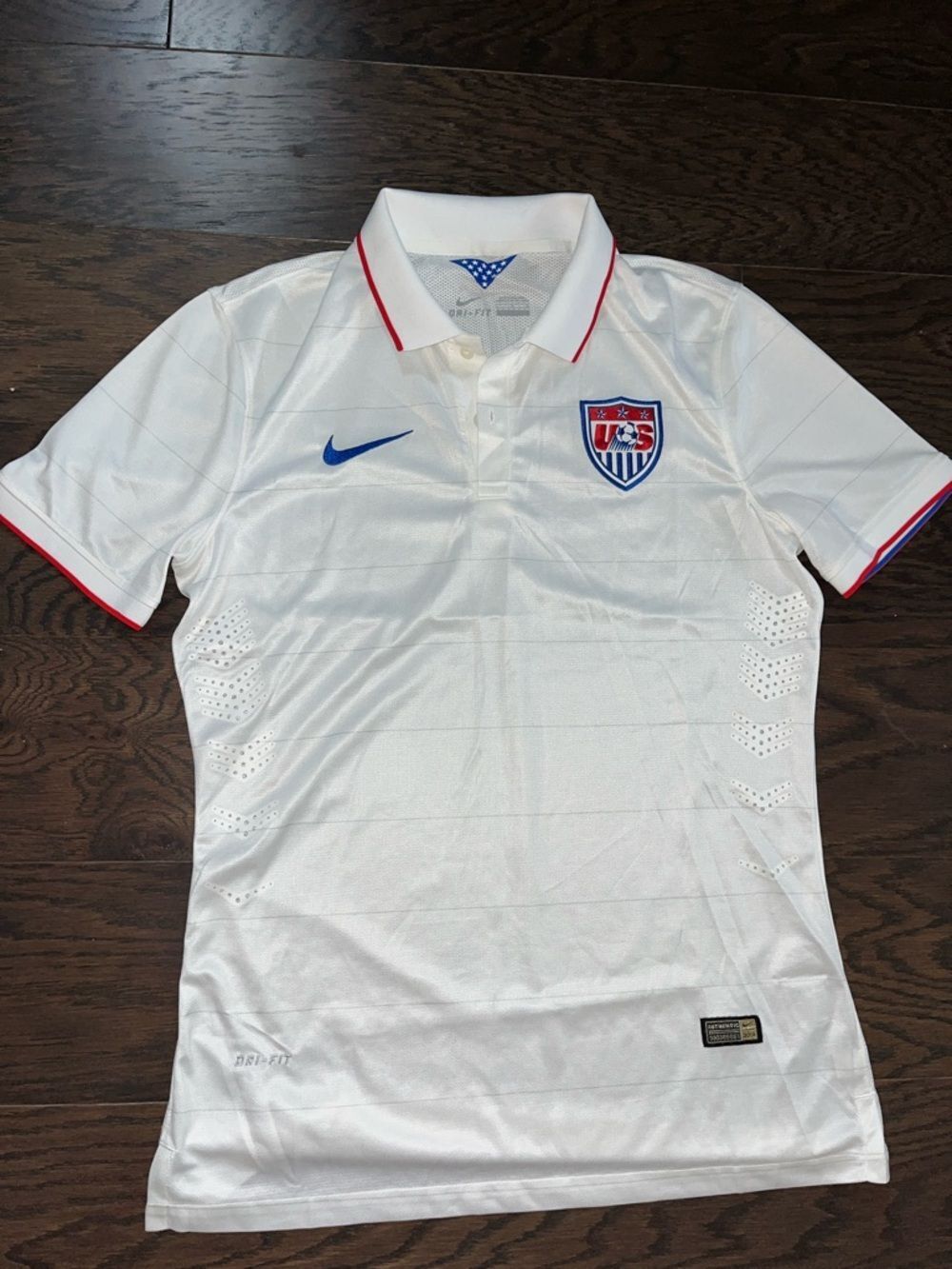 Nike Women’s vintage White w/shield mens Team USA WNT Soccer Jersey S White B
